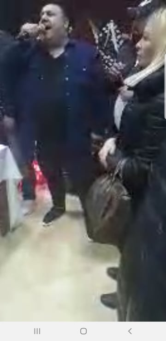 Iustina, iubita din Austria, i-a îmbogățit pe lăutarii de la căpătâiul lui Maharu! Câți bani le-a dat + A intrat cu o coroană uriașă