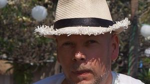 Ben de la ”Insula iubirii”, în ipostaze tandre cu o altă concurentă! Prietenii au rămas fără cuvinte când i-au văzut impreună