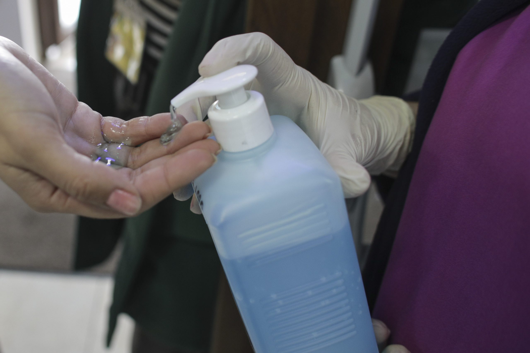 Pandemia de coronavirus a adus cu sine numeroase măsuri de prevenție (Foto: Inquam Photos - Octav Ganea)