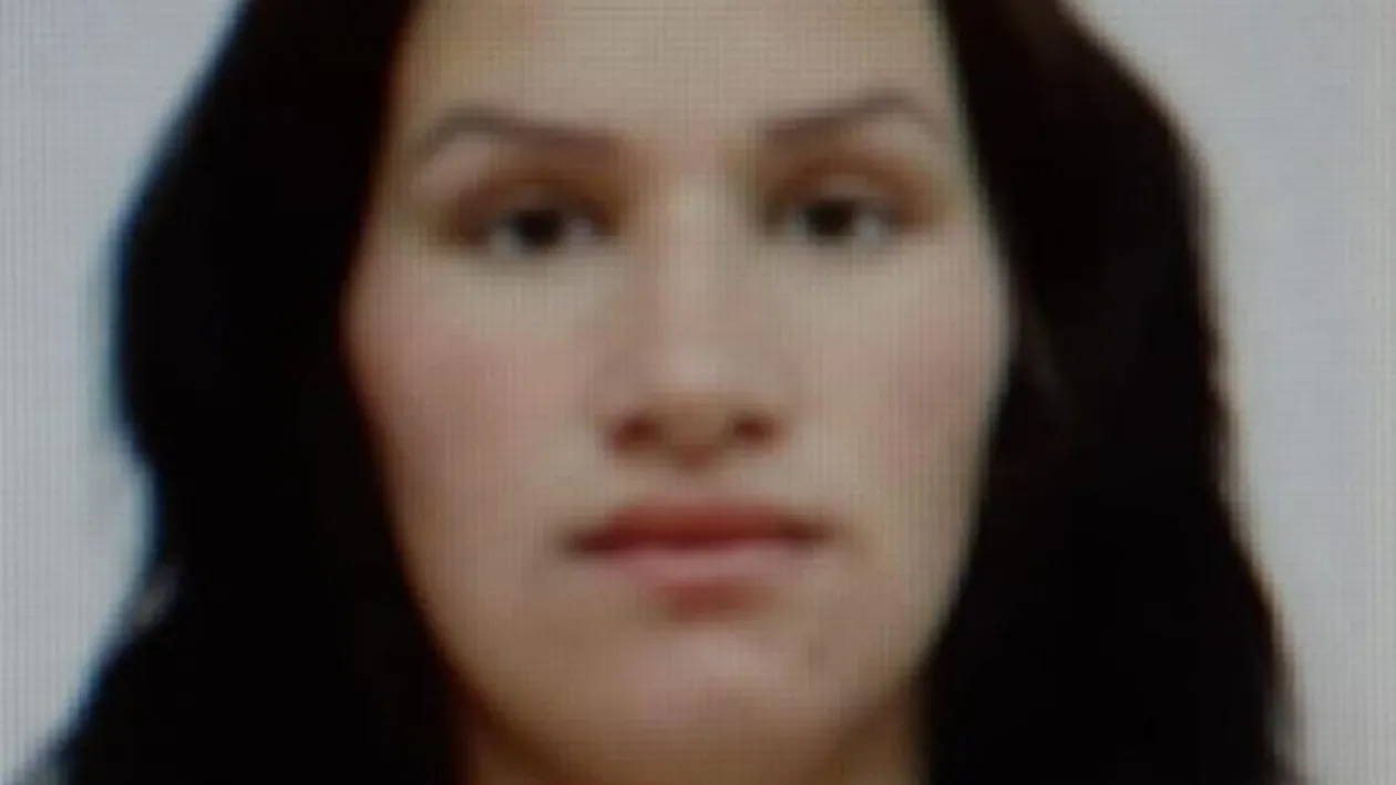 Ați văzut-o? O tânără de 20 de ani a fost dată dispărută. Autoritățile au demarat căutările