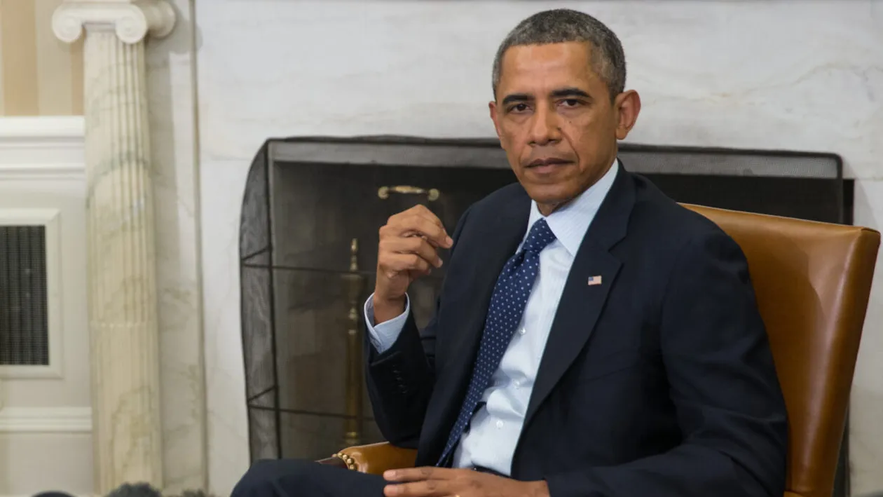 Barack Obama reacționează după imaginea rasistă postată de Donald Trump pe social media cu el și soția sa, Michelle. „Este o încercare de a distrage atenția”