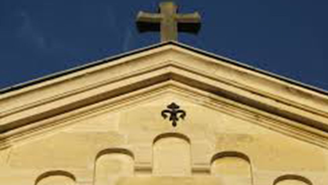 Primul cuplu de homosexuali care beneficiaza de parohie! Un preot este din Brasov si unul din Leipzig