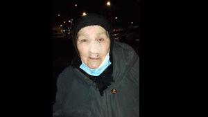 Povestea impresionantă a unei bătrâne din Brăila! Femeia suferă de o tumoare la nivelul feței