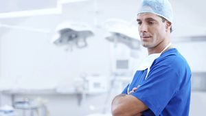 Un bărbat de 30 de ani a ajuns la Urgențe, dar medicii s-au prăpădit de râs! Ce obiect bizar a folosit, pentru a se autosatisface