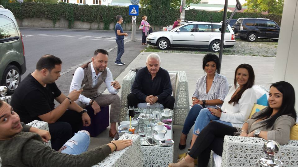 Adriana Bahmuțeanu împlinește 44 de ani. Mara Bănică i-a făcut o surpriză neașteptată: „Am râs, am plâns, am consolat-o la toate divorțurile”