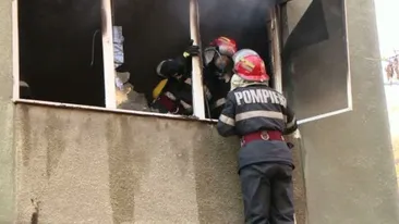 SOCANT! O femeie din Bucuresti si-a dat foc la apartament !