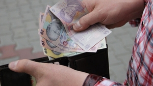 Toti romanii trebuie sa stie ASTA! Salariul minim va CRESTE de la 1 MAI 2016!