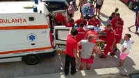 Pericol pentru toţi turiştii de la mare! Este inamicul invizibil, dar care atacă rău! Pândeşte în apă şi când mergeţi la masă