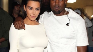 Kim Kardashian şi Kanye West vor deveni părinţi pentru a treia oară! Au ales o mamă surogat pe care o plătesc cu o sumă colosală