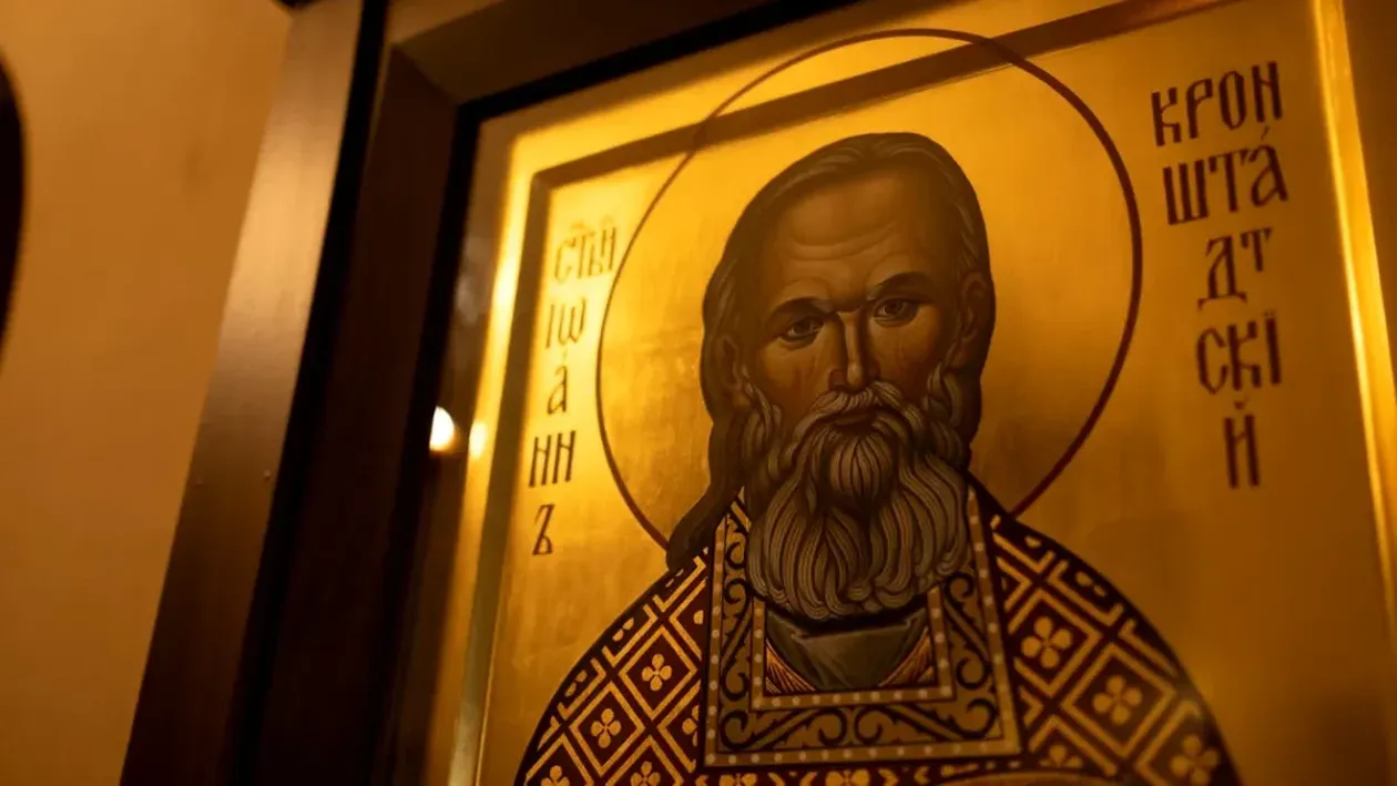 Cea mai puternică rugăciune către Sfântul Nicolae. Rostește aceste cuvinte azi, 6 decembrie 2025, și vei avea parte de minuni!