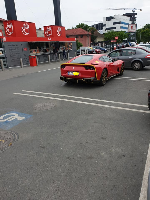 Dan Nicorescu, gafă de neiertat în parcarea unui hipermarket din București! Imaginile sunt deja virale