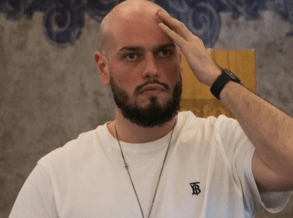Matei Dima este reprezentat de Global Records, firma de management care se ocupă de Inna, Antonia, Lucia, The Marker