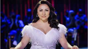 Andra, apariție hot pe străzile Capitalei. Fanul nr.1 al vedetelor, Silviu Messe, nu a ratat ocazia să o complimenteze