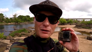 A găsit un Go Pro pe fundul unui râu. Când a descărcat imaginile a avut parte de o surpriză