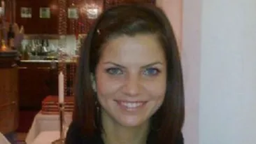 Incredibila poveste a Cristinei, prostituata de lux din Romania, injunghiata de un client in Germania! Sora ei a murit la fel, in urma cu cativa ani!