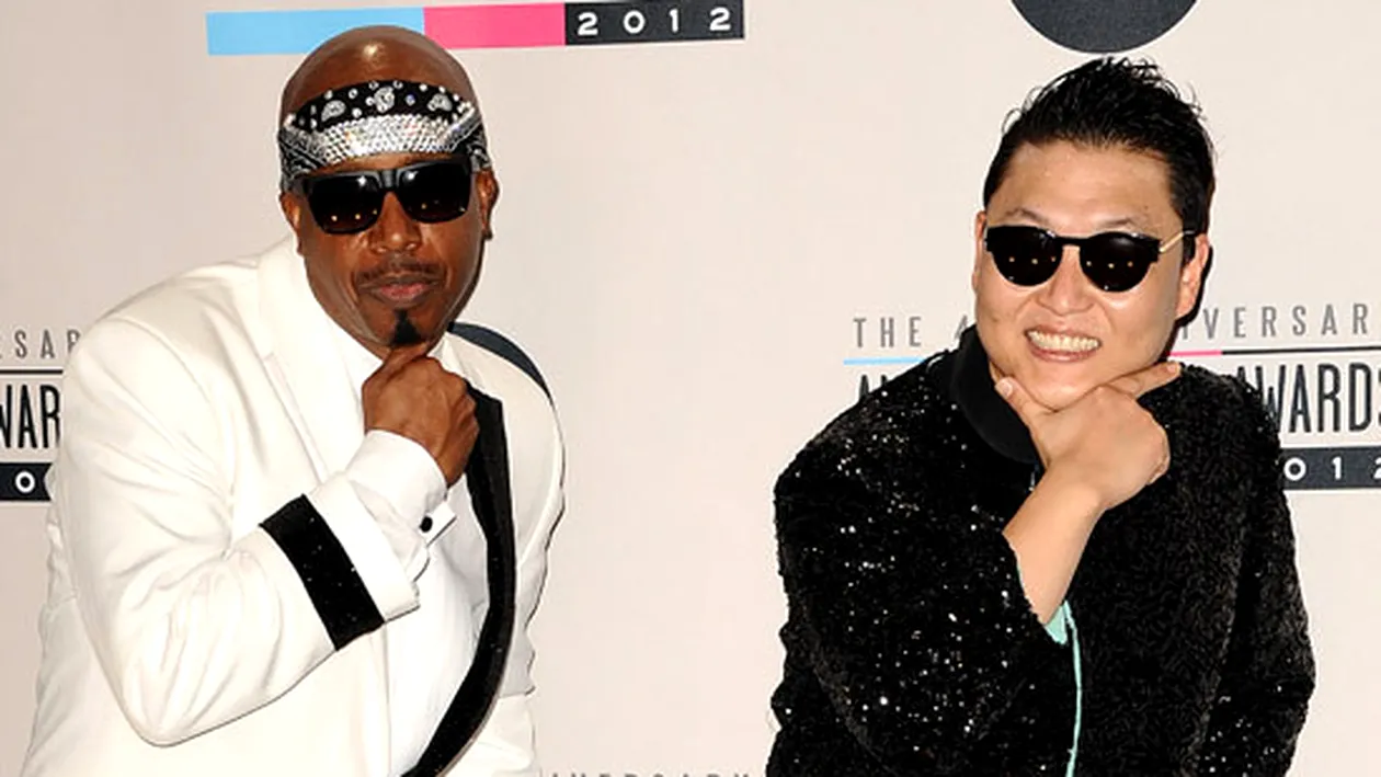 Sincron demenţial! Două generaţii diferite pe aceeaşi scenă - MC Hammer şi PSY, dansând Gangnam Style! O să-ţi placă la nebunie