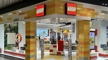 Pe 30 iulie 2025, o ieșeancă a cumpărat un joc LEGO din mall, pe care a dat 500 lei. Pe 3 august, s-a dus să returneze produsul. Motivul ireal pentru care a fost refuzată