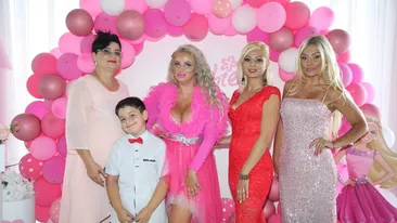 Imagini & declarații exclusive. Sânzi, decolteu amețitor la botezul micuței Antonia / Cum a decurs evenimentul + ce ținută îndrăzneață a purtat soția lui Zuluf