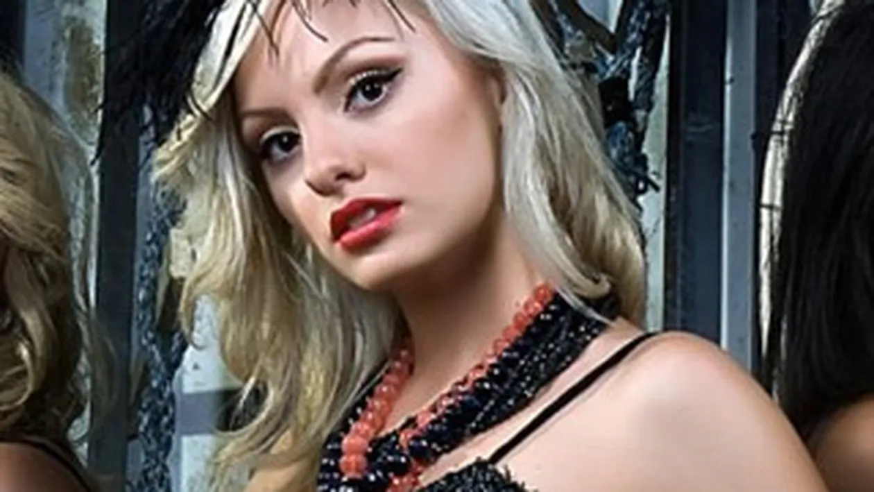 Alexandra Stan canta cu Britney Spears! Afla cum au ajuns cele doua pe aceeasi lungime de unda!