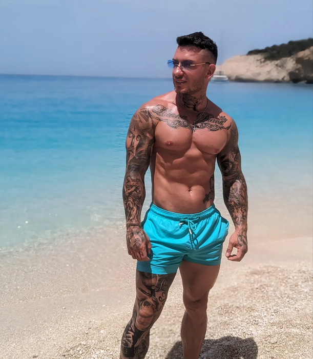 Ispita masculină Daniel Alex de la Insula Iubirii 2026. Sursa foto: Instagram
