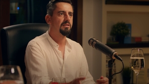 Alice Dumitrescu, soția lui Horia Brenciu, a rămas fără cuvinte când l-a văzut pe Natanticu dezbrăcat. Reacția a fost de „milioane”