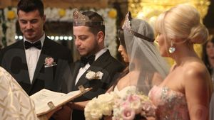 EXCLUSIV Udrea şi iubitul, cuplu oficial! Au trecut săruturile ascunse şi şi-au dat frâu liber sentimentelor