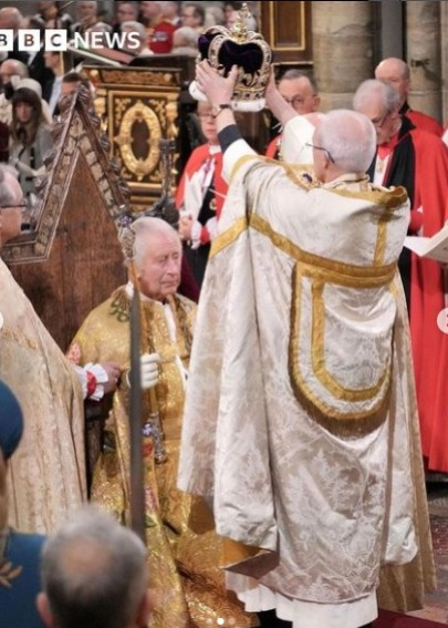 Ceremonia de încoronare a Regelui Charles a avut loc astăzi, la Westminster Abbey / sursă foto: captură video BBC News