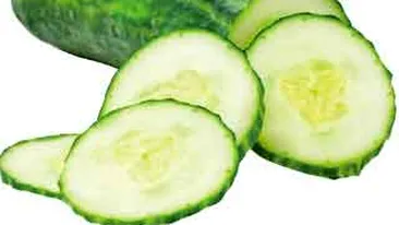 Fii radioasa la petrecerile de sfarsit de an! Trucuri care te ajuta sa arati ca scoasa din cutie