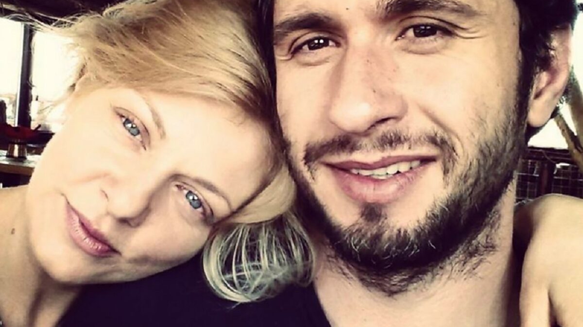 Dana Nălbaru a plecat de acasă şi şi-a părăsit iubitul. Soţia lui Dragoş Bucur e explicat acum motivul