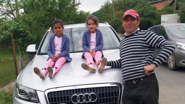 Andreea, sora fetiței luată de mascați, mesaj emoționant pentru Sorina: "Sufletul meu e despărțit. Sori, te iubesc"