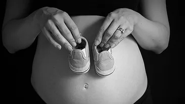 Sigur nu stiati asta! Ce se intampla cu sarcina femeilor atunci cand barbatii beau bere