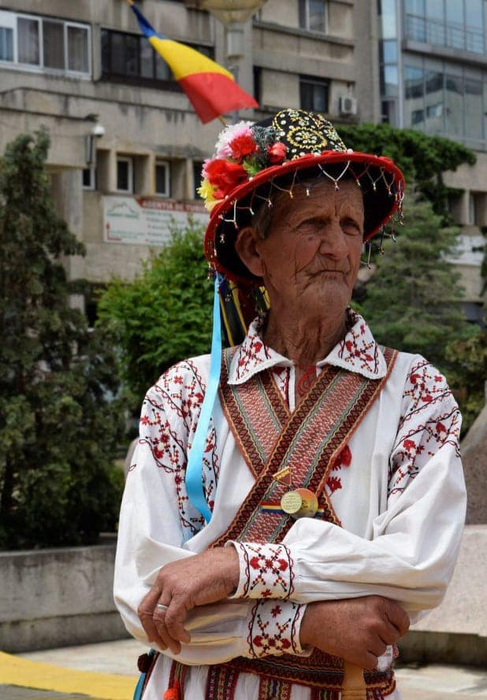 A murit Petre Măsală, cel mai vârstnic călușar din România. A primit titlul de Tezaur Uman Viu