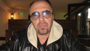 Nu l-ai mai vazut pana acum ASA pe “copilotul” lui Gabi Cotabita! Mihai Pocorschi si-a scos nepotul la mall si....