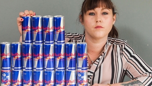 „Avea ficatul unui alcoolic!“ Cum arăta această tânără, după ce a băut 20 de doze de Red Bull, ani la rând!