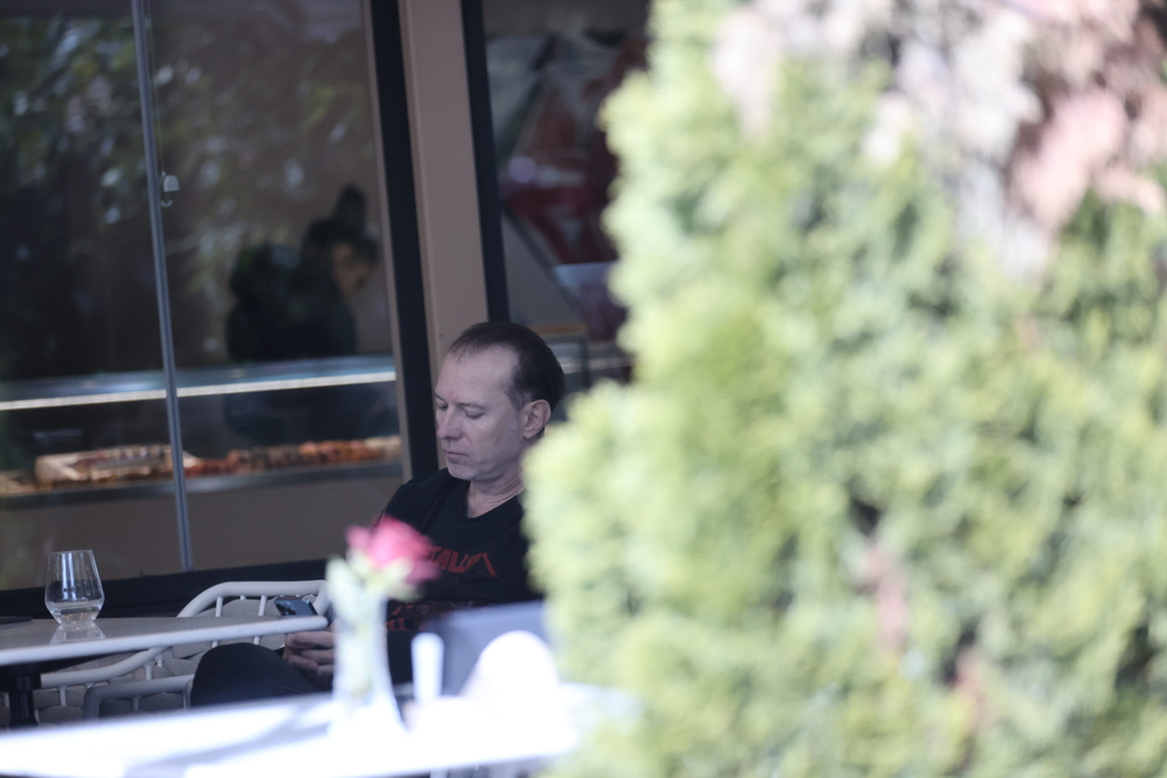 Florin Cîțu este fan muzică rock (Foto: CANCAN.RO)