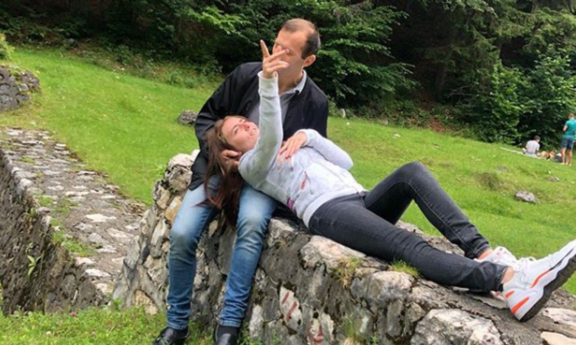 Vulpița ar fi născut în mare secret
