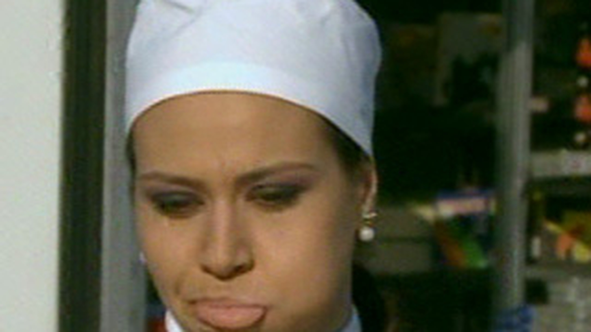 VIDEO Casnica de la MasterChef isi "sapa" sefa de echipa: "A facut c*****l praf! Imi vine sa ii infig un cutit in cap"