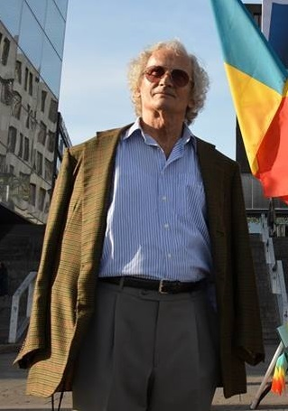 Mircea Moise susţine că e singurul care poate redresa ţara