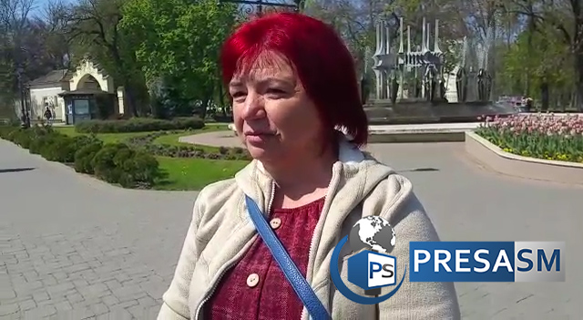 Primele delcarații ale elevei din Satu Mare pe care profesoara a silit-o să se tundă: ”Ne-a pus pe un scaun să mă tundă”