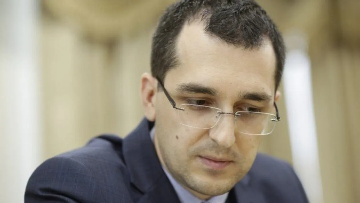 Vlad Voiculescu, reacție dură în cazul bătrânului ignorat de personalul medical al spitalului din Corabia. Au fost date mai multe amenzi