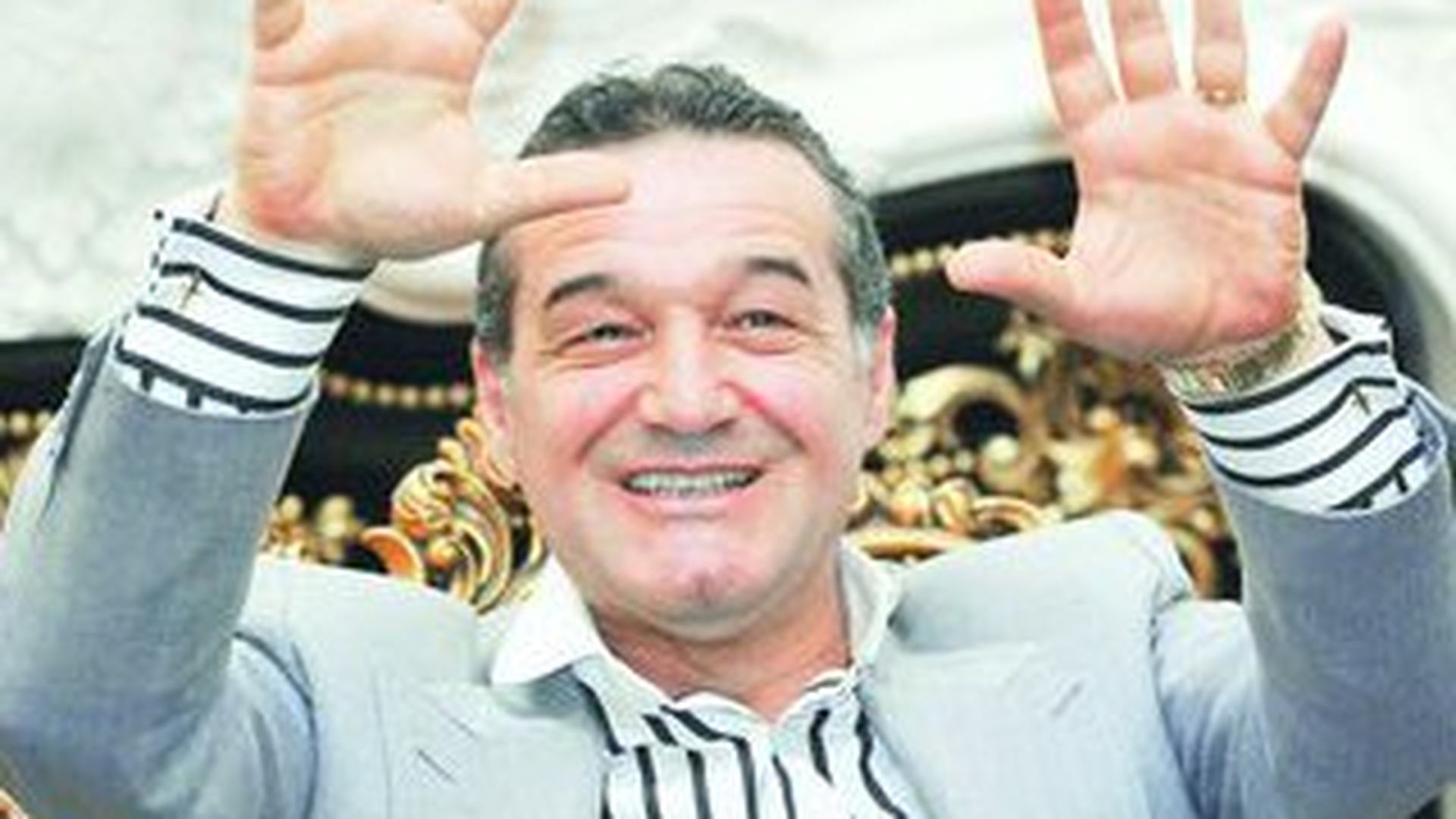 Vrea 5 milioane de euro de la Cazinoul Palace-Casa Vernescu
