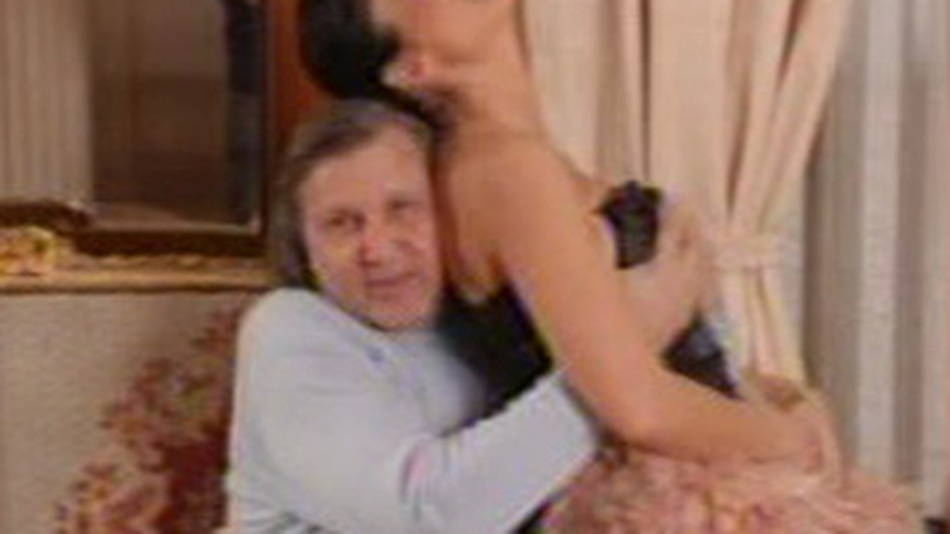 Pictorial de senzatie! Ilie Nastase si Brigite Sfat se iubesc ca-n prima zi