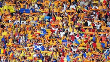 ROMANIA - GRECIA LIVE! Opt suporteri romani, retinuti in Grecia pentru detinere de torte si fumigene