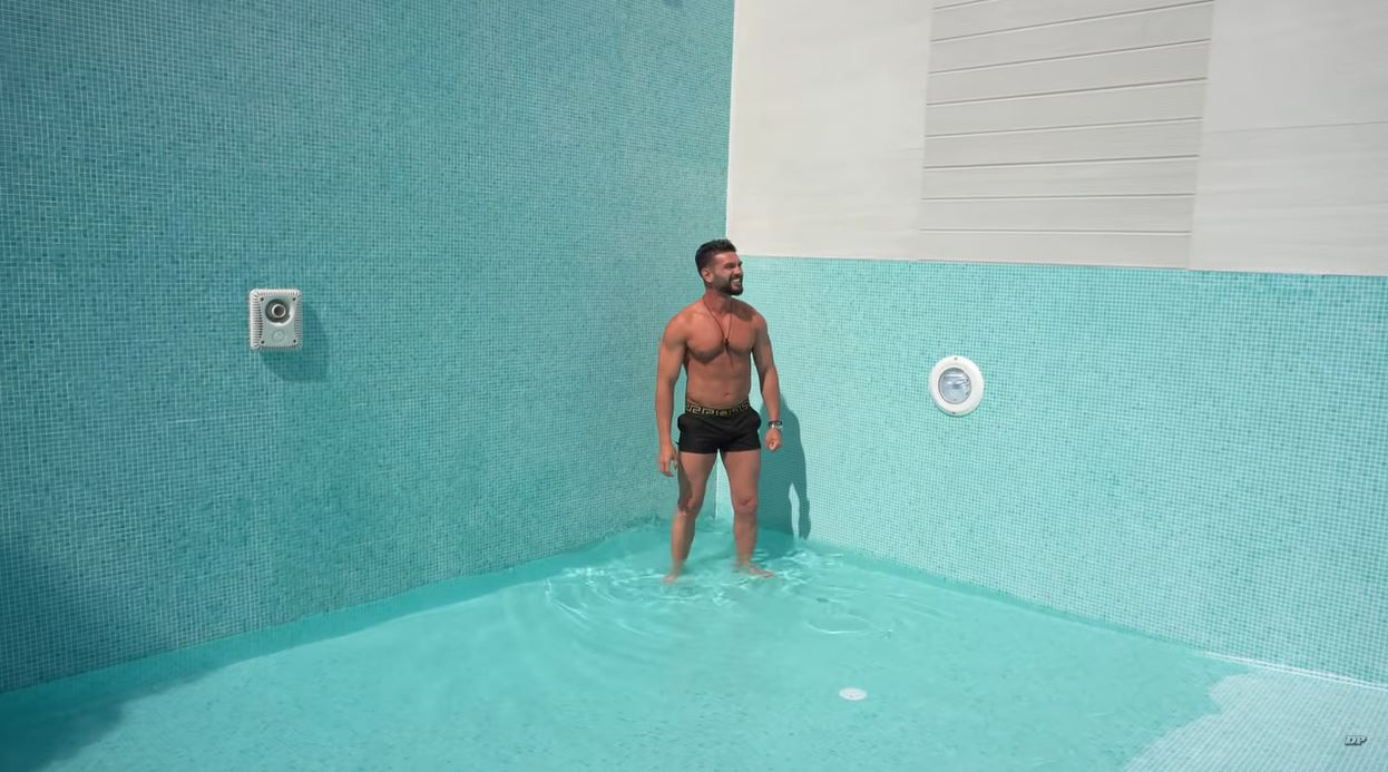 Cum arată piscina din casa de 300.000 de euro a lui Dorian Popa. A lăudat-o atât de tare, încât lumea a început să-l ia la mișto pe TikTok