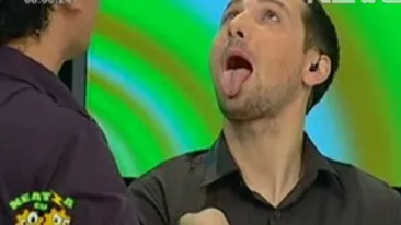 VIDEO Razvan a citit in cerul gurii lui Dani ca iubitul Mihaelei Radulescu are salariul mai mare decat el!