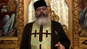 Doamne miluieste si ne share-uieste! El este cel mai “funky” preot din Romania! Razi in hohote cand vezi ce slujbe tine