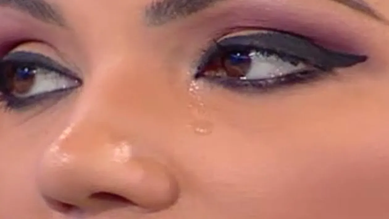 Adriana Bahmuteanu, cu lacrimi in ochi la TV! Uite ce a emotionat-o atat de tare: Nu trebuie sa apara la televizor