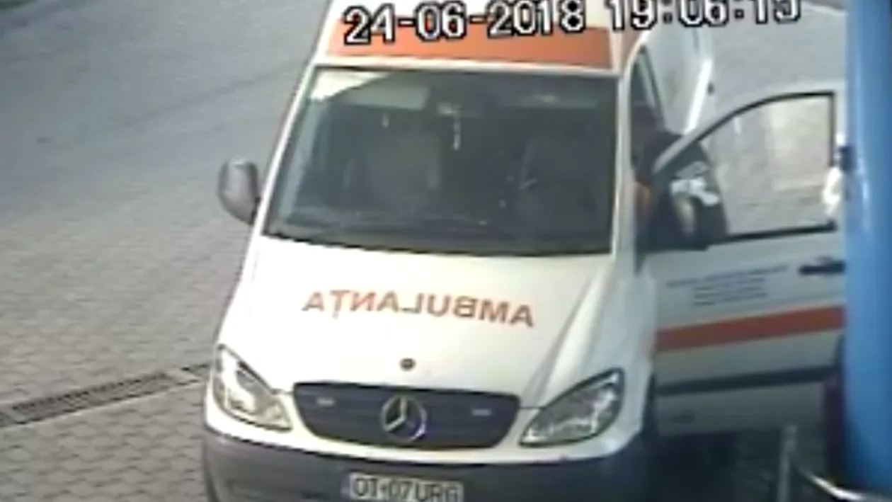 Acuzaţii de ucidere din culpă pentru ambulanţierii din Corabia, prinși când furau combustibil din salvări