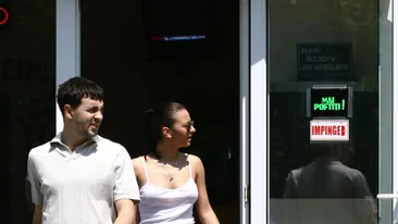 Iubire pe viață… sau până la următorul tatuaj: Giulia Anghelescu și Costin Manea, în 2007