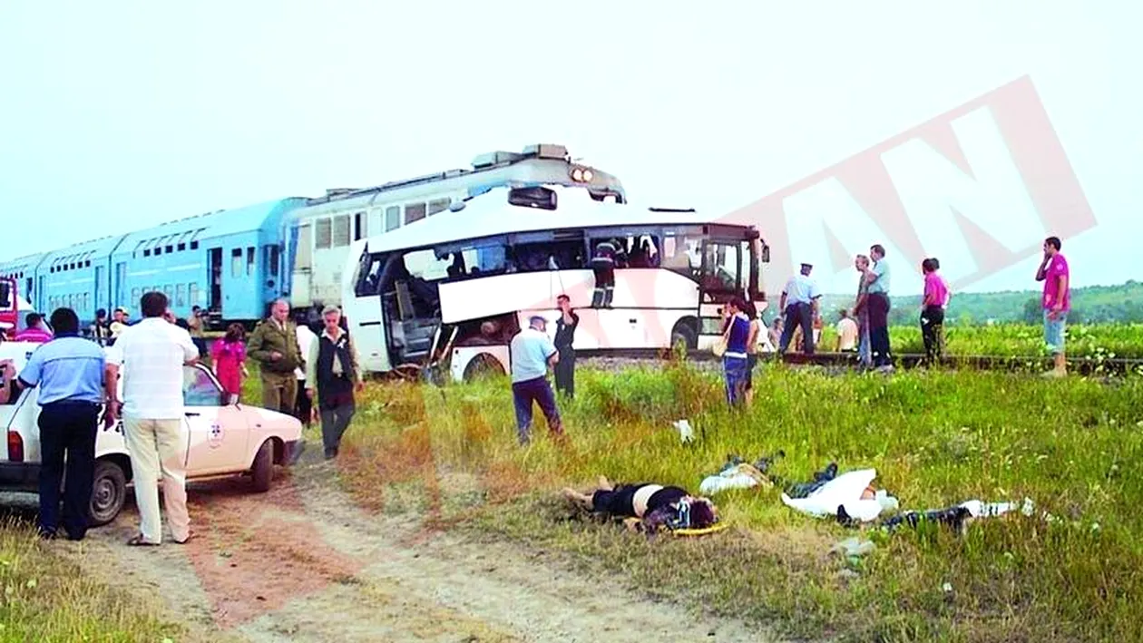 Familiile nuntasilor morti ataca firma de transport